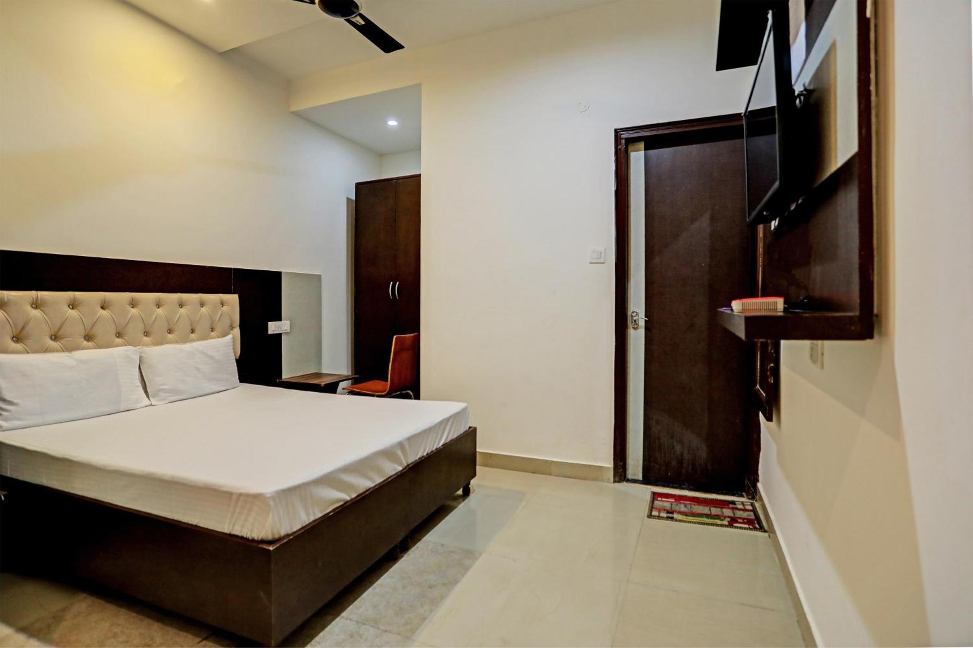 Oyo Hotel The Red Hut Chandīgarh Eksteriør billede