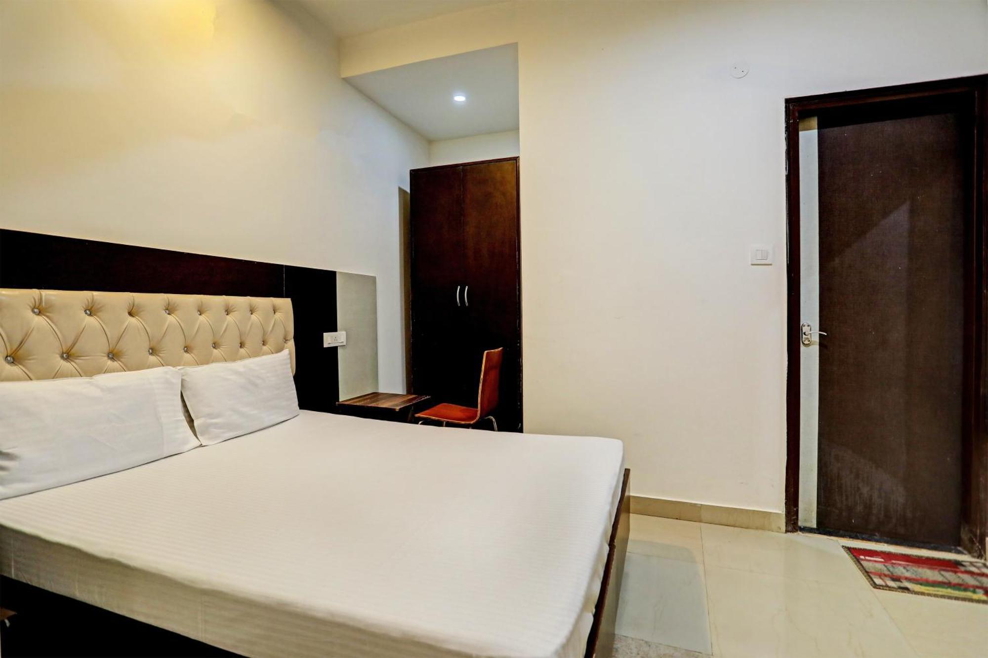 Oyo Hotel The Red Hut Chandīgarh Eksteriør billede